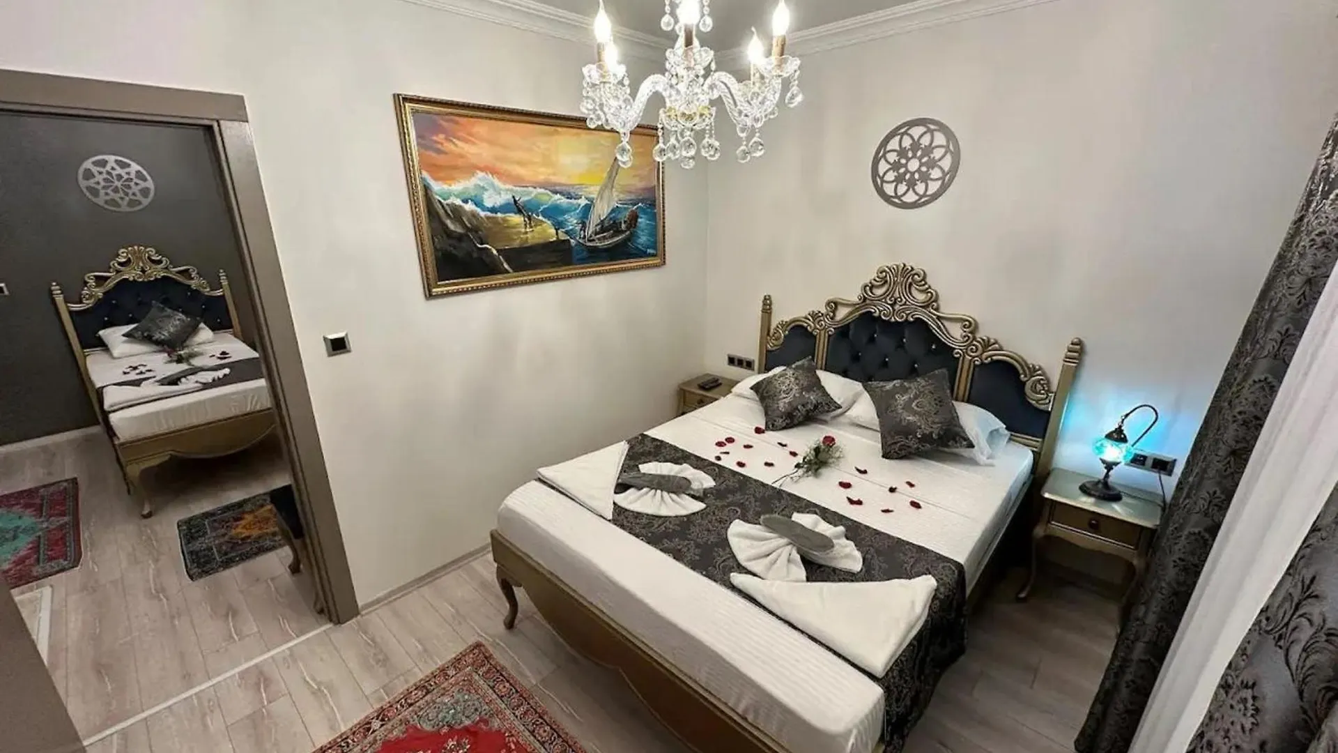 Resto Suites Istanbul Hotell