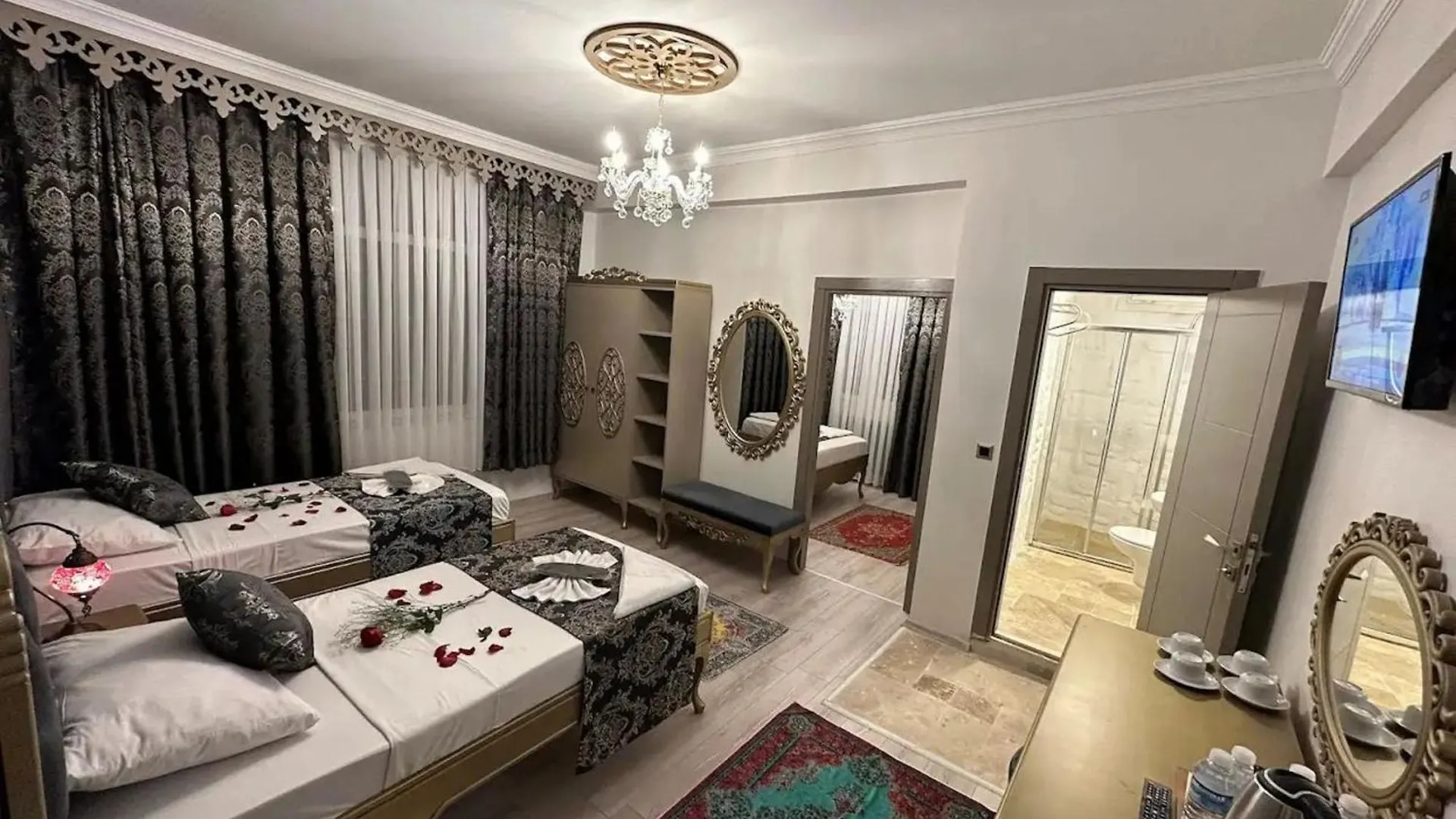 Resto Suites Istanbul Hotell